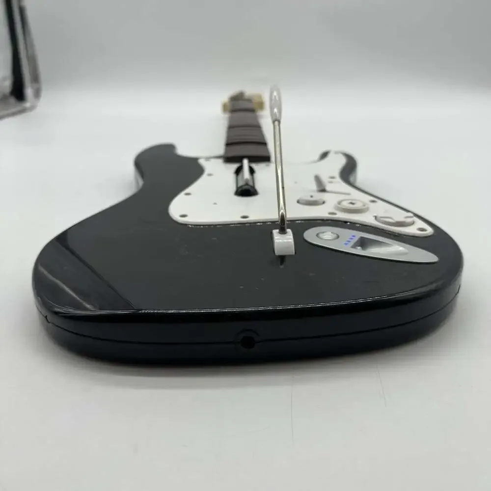 Rock Band 2 Fender Stratocaster Model NWGTS2 Guitar Controller for Wii NO DONGLE